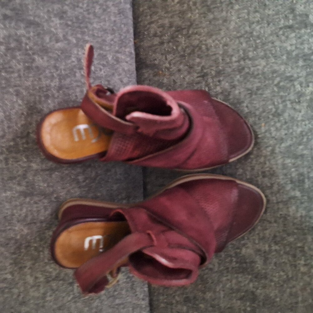 Shoes